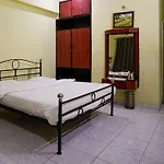 Hotel Girdhar Mahal